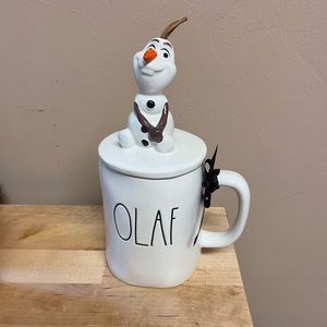 Rae Dunn Olaf Topped Christmas Holiday Frozen Mug